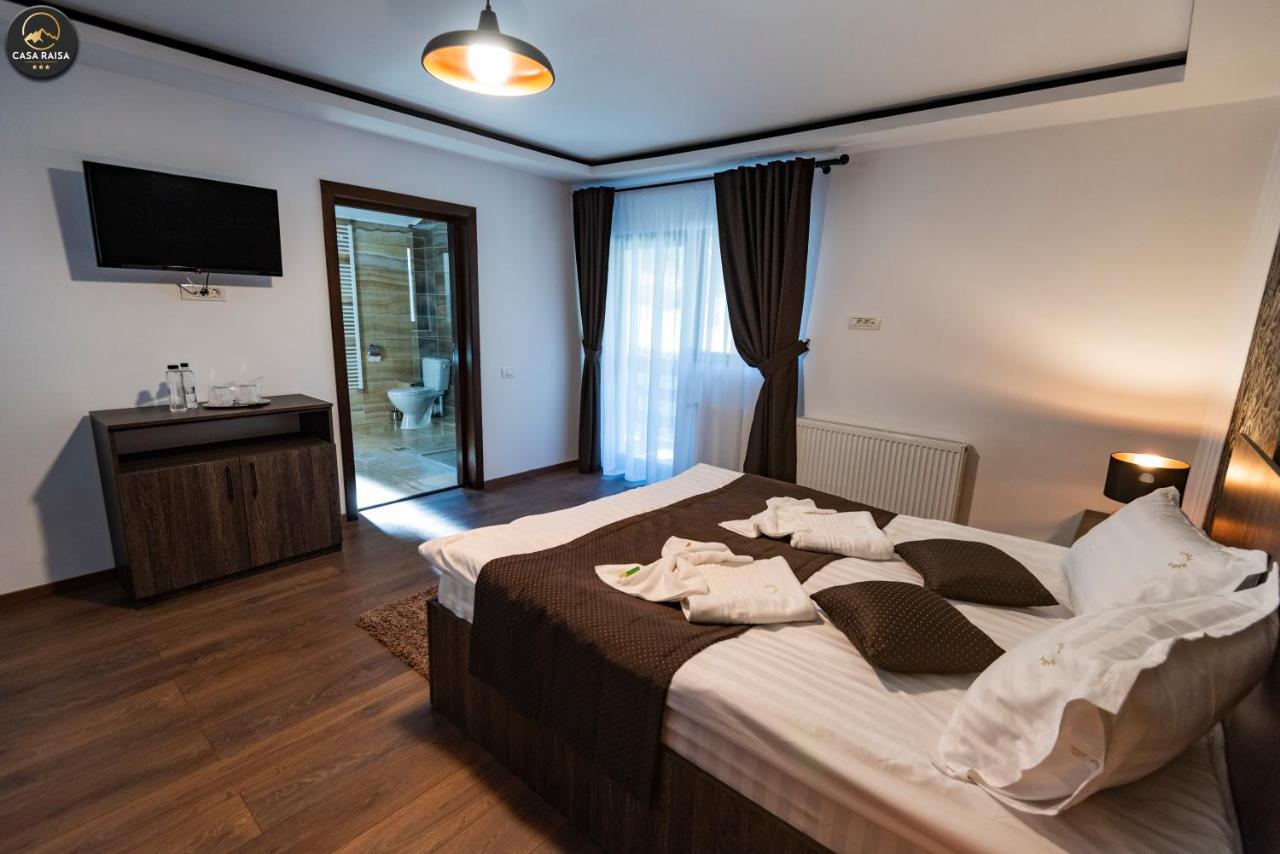 Casa Raisa Hotell Buşteni Eksteriør bilde