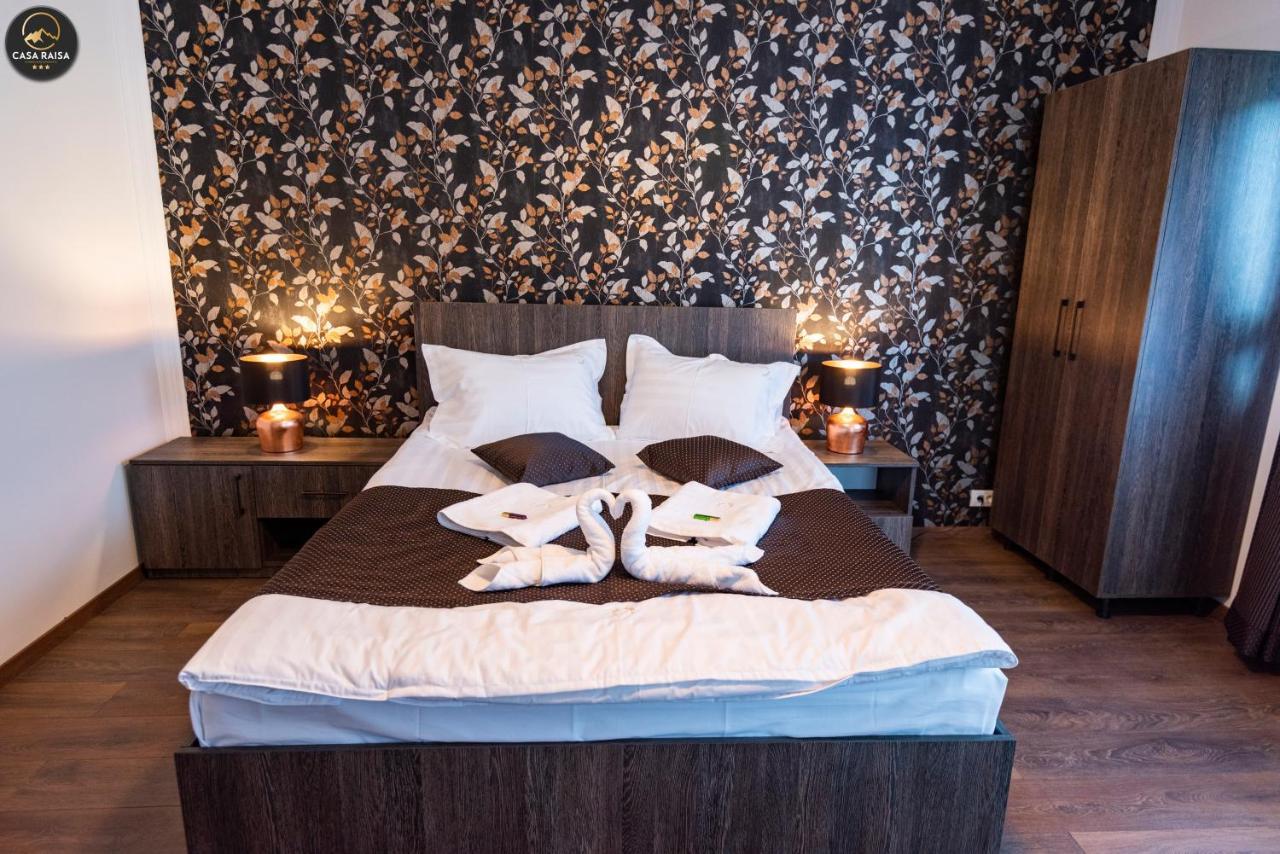 Casa Raisa Hotell Buşteni Eksteriør bilde