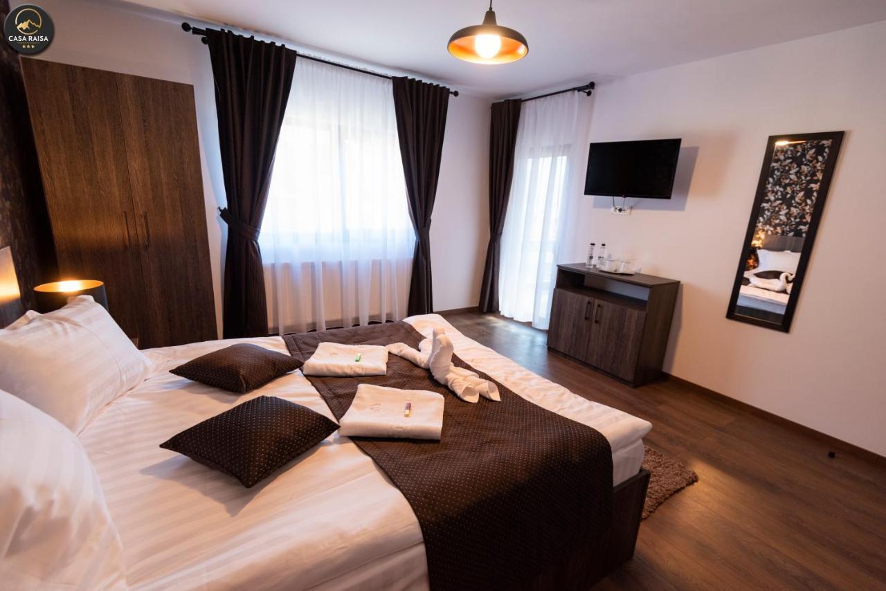 Casa Raisa Hotell Buşteni Eksteriør bilde