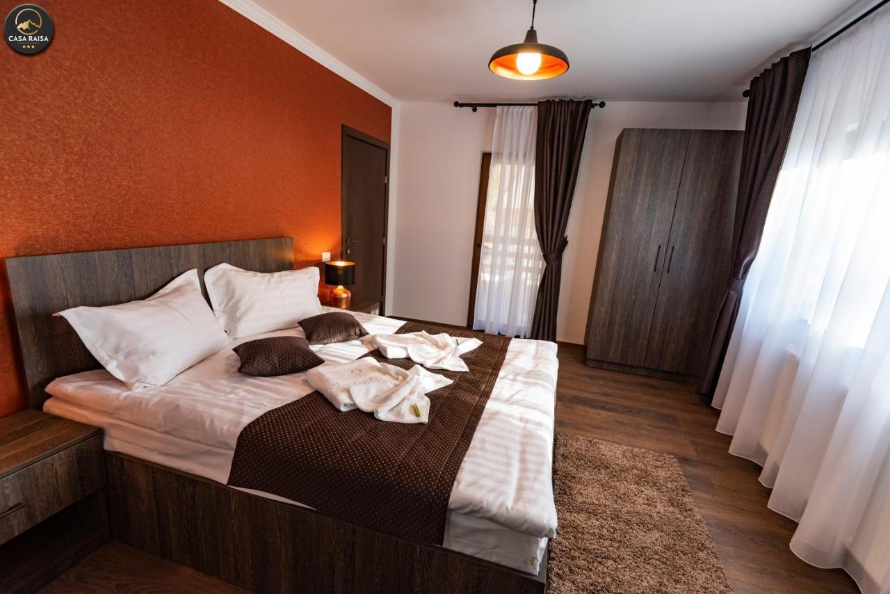 Casa Raisa Hotell Buşteni Eksteriør bilde