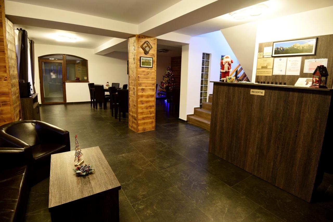 Casa Raisa Hotell Buşteni Eksteriør bilde